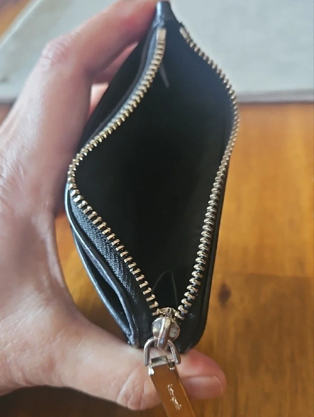 kate spade Black Saffiano Zip Card Holder with Gold Logo